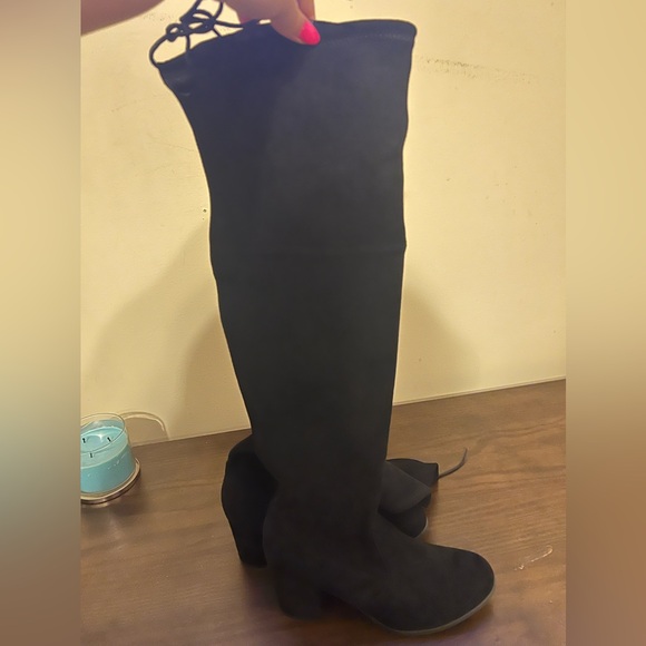 Thigh high boots - Picture 1 of 7